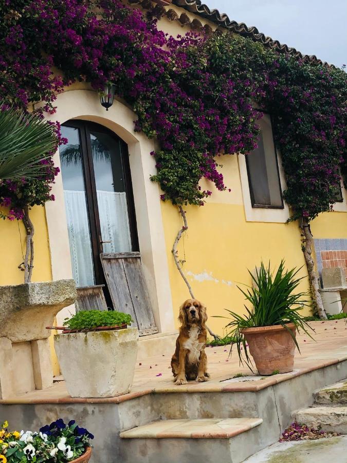 Casale Rocca Fiorita Bed & Breakfast Acate Eksteriør bilde