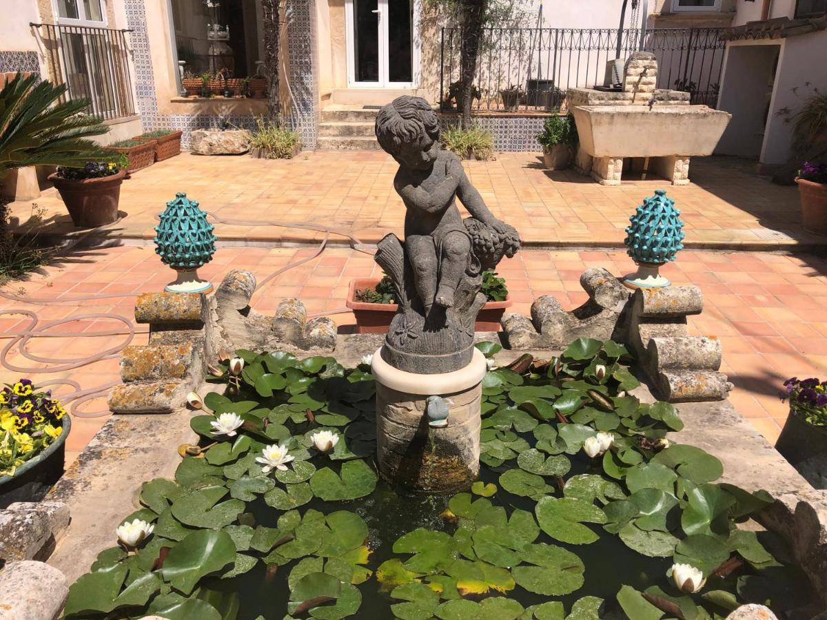 Casale Rocca Fiorita Bed & Breakfast Acate Eksteriør bilde