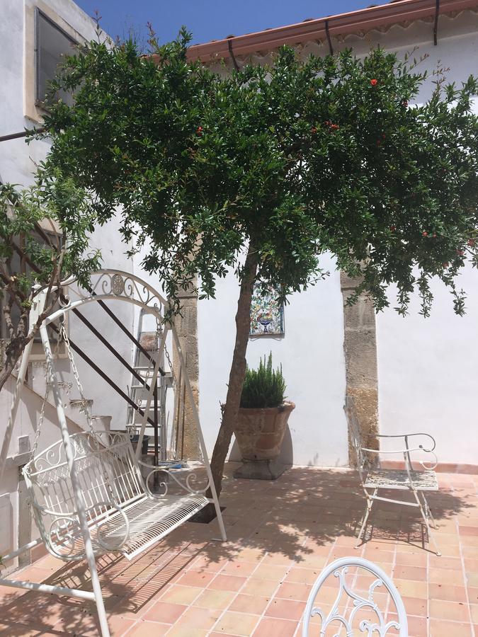 Casale Rocca Fiorita Bed & Breakfast Acate Eksteriør bilde
